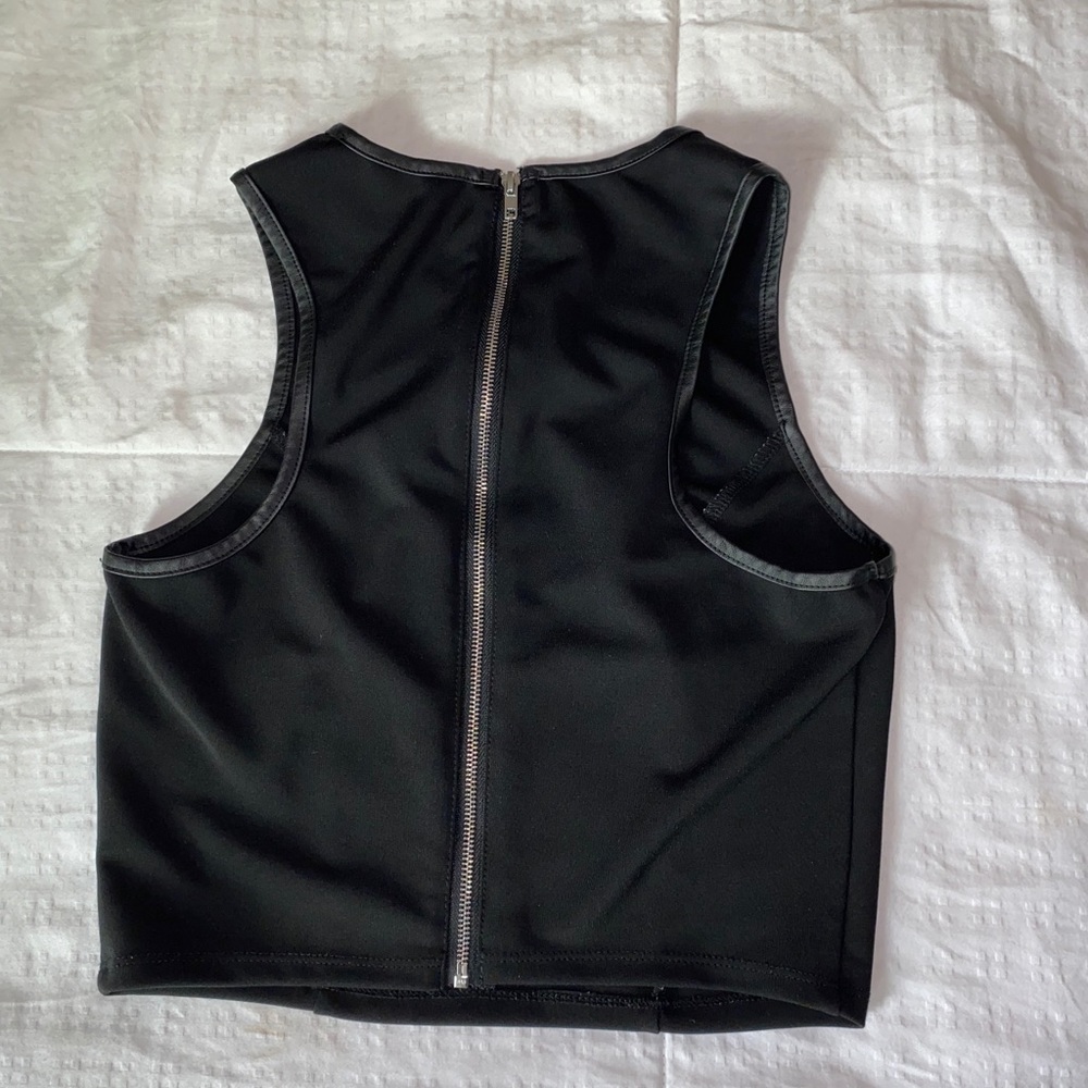 Small - Picture 3 of 6